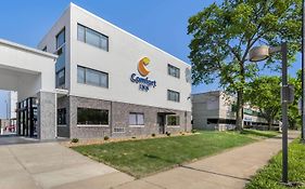 Comfort Inn Kansas City Midtown